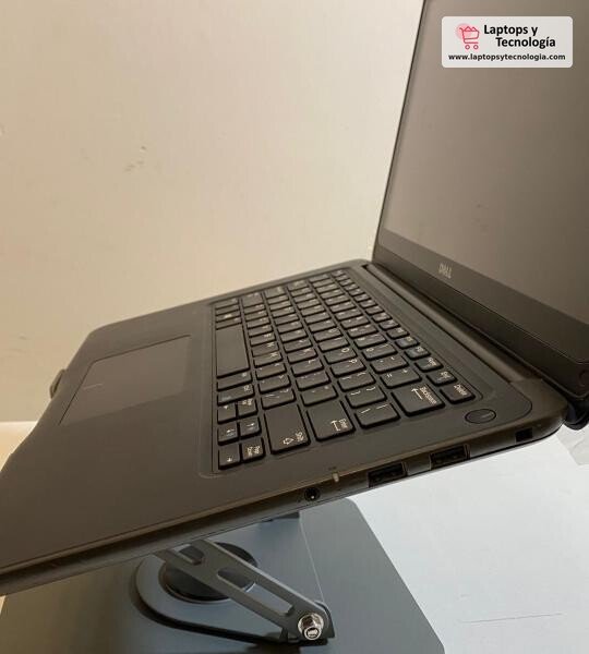 Laptop Dell Latitude 3380 13.3" Laptop i3-6006U 2GHz 8 GB RAM 128 GB SSD Win 11 Pro