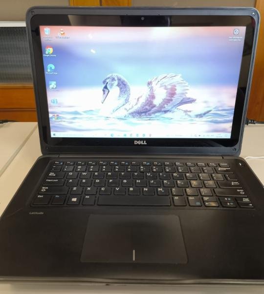 Laptop Táctil Dell Latitude 3380  Intel(R) Core(TM) i5-7200U CPU @ 2.50GHz   2.70 GHz RAM 8GB  128GB SSD