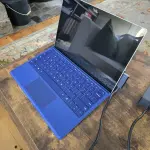 Laptop Microsoft Surface Pro 4 12.3” Touch Core i5-6300U | 8GB RAM | 240GB SSD | Teclado incluido